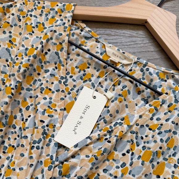 SIM & SAM Floral Print Women's Top-Size S - Picture 4 of 7